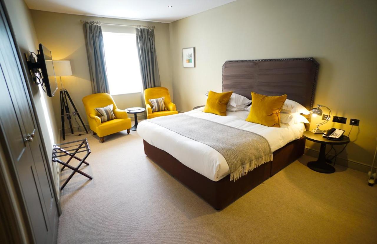 סירנססטר Kings Head Hotel מראה חיצוני תמונה
